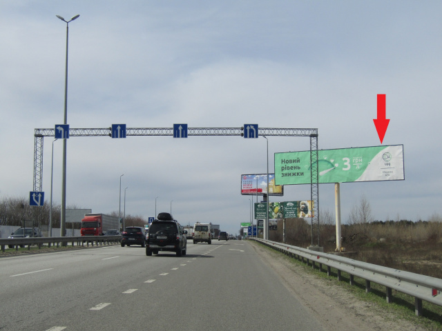 Щит 6x3,  Житомирське шосе , в напрямку з м. Київ, за с.Міла, перед заправкою UPG, (заміський комплекс "Бабушкин Сад"),7км+600м, правий