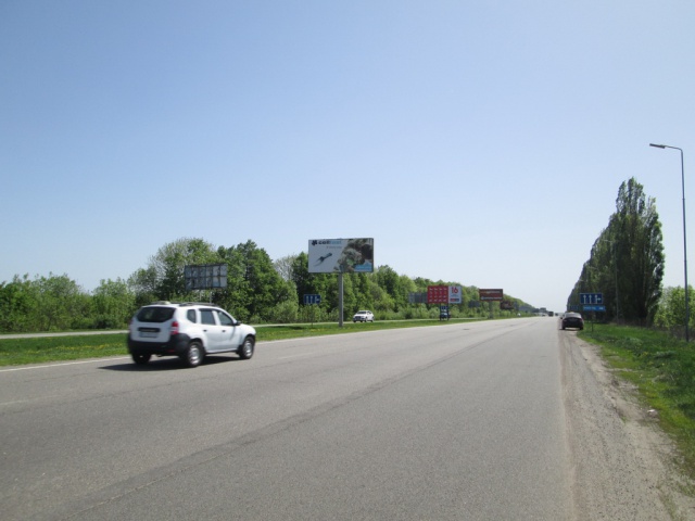 Щит 6x3,  Московський пр-т- Ростовська траса ( на розділювачі), ( АЗС "ОККО"), виїзд з міста