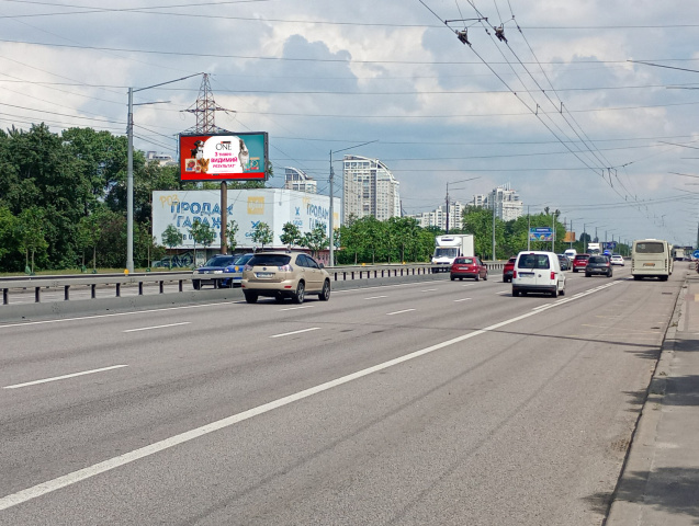Беклайт 8x4,  Бандери Степана просп., 28, (напроти Автосалони "Тойота", "АІС", "Віннер Автомотів", ТЦ Plazma, ТЦ "Макрос", МЕТРО), в напрямку Північний міст