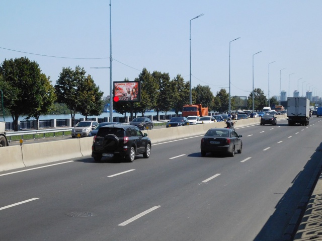 Скролл 3.14x2.3,  Набережне шосе, навпроти буд №14, В напрямку метро Дніпро