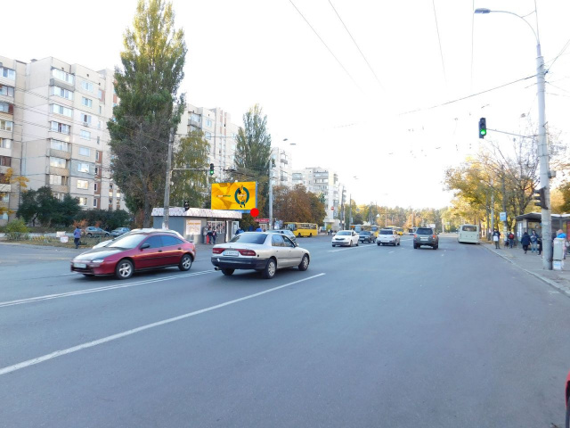 Щит 6x3,  Свободи пр-т 17, від Правди пр-т, з центру