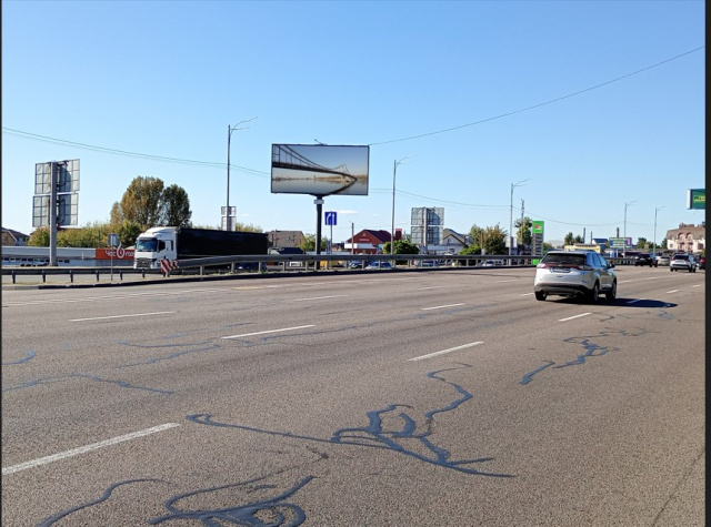 Цифрова панель 6x3,  Кільцева дорога (на роздільнику), (ТЦ "Апрель", Billa, Фора), в напрямку просп.Леся Курбаса