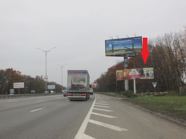 Щит 6x3,  Бориспільське шосе з м.Бориспіль (30+500, виїзд з заправки АМІК), правий