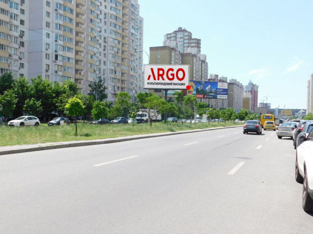 Призма 6x3,  Ахматової вул. 35 на розподілювачі, в центр