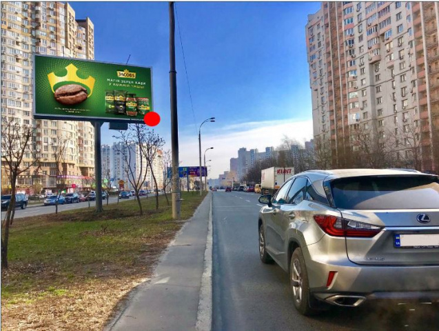 Призма 6x3,  Ахматової вул. 35 на розподілювачі, з центру