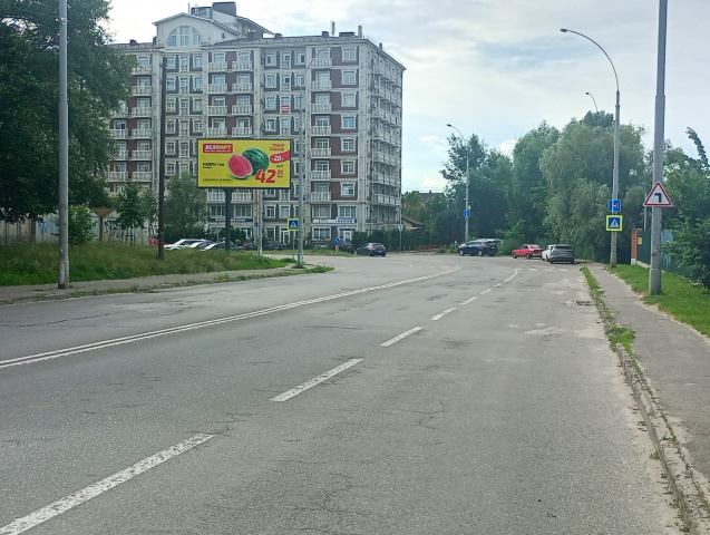 Щит 6x3,  Луценка Дмитра вул., 1, до. 1 (поворот на вул. Юрія Смолича), в напрямку Кільцева дорога