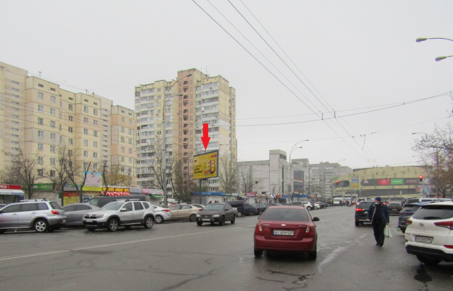 Щит 6x3,  Героїв Дніпра вул.32 (АТБ маркет, Сільпо, Велмарт), в напрямку Оболонського проспекту