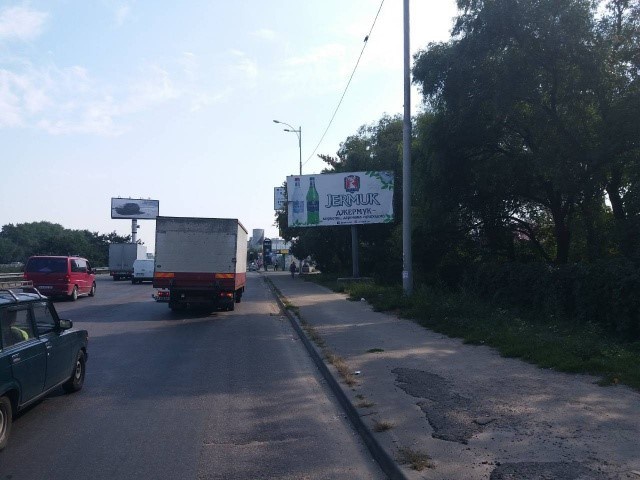 Щит 6x3,  Кільцева дорога, (Перший Гіпермаркет дверей, АТБ-Маркет),  в напрямку Одеської пл.