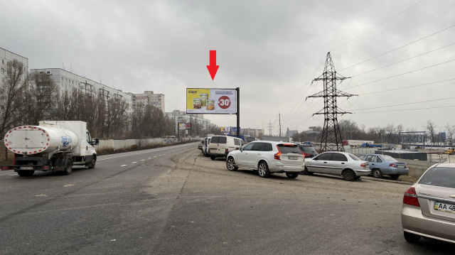 Щит 6x3,  Лозовеньківський проспект (біля ЕПІЦЕНТРА, МЕТРО) в напрямку вул. Л. Свободи